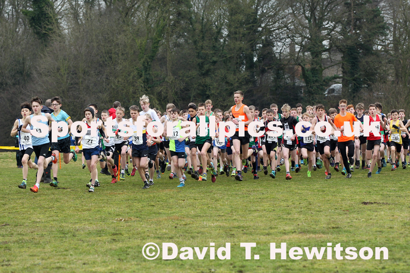 Boys under-13s Northern Cross Country Champs., Camp Hill Estate, Kirklington.  Photo: David T. Hewitson/Sports for All Pics